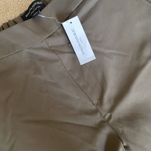 Banana Republic Rowan wide leg crop trousers - Picture 2 of 3